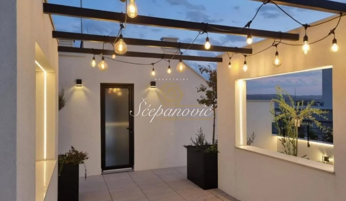 Sale, four bedroom apartment, 92m², Adamovićevo Naselje, Novi Sad Sve Podlokacije