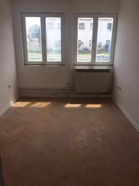 Rent, office space, 705m², Zemun Gornji Grad, Zemun Sve Podlokacije
