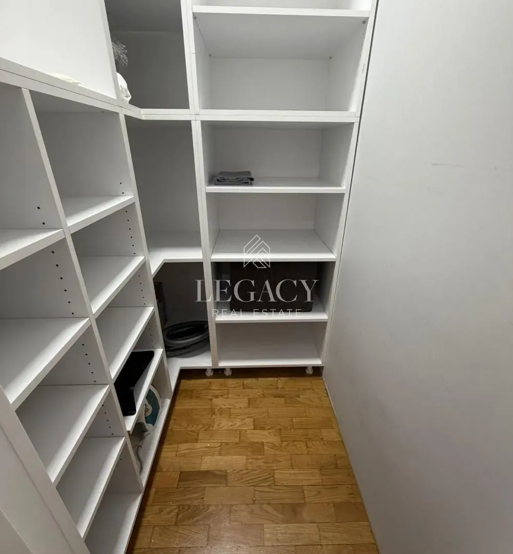 Rent, one bedroom apartment, 38m², Đeram Pijaca, Beograd