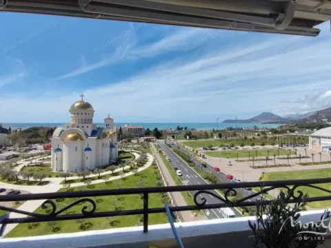 Sale, two bedroom apartment, 104m², Centar, Bar