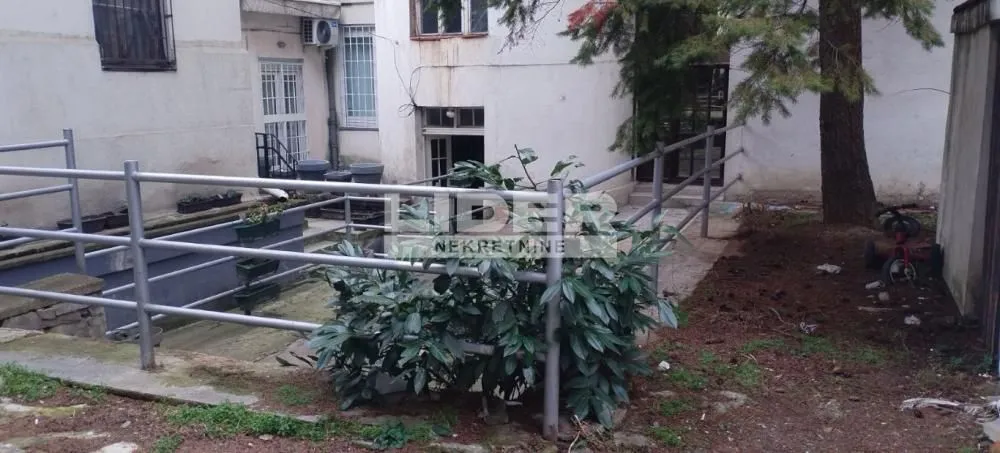 Prodaja, stan, 43m², Cvetni Trg, Vračar Sve Podlokacije