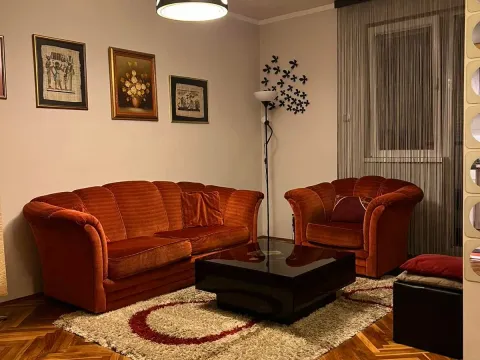 Rent, two bedroom apartment, 60m², Blok 6, Podgorica - image 2