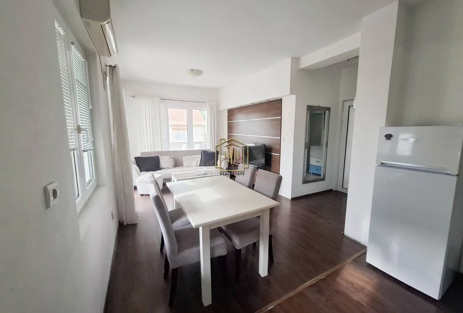 Rent, two bedroom apartment, 64m², Škaljari, Kotor