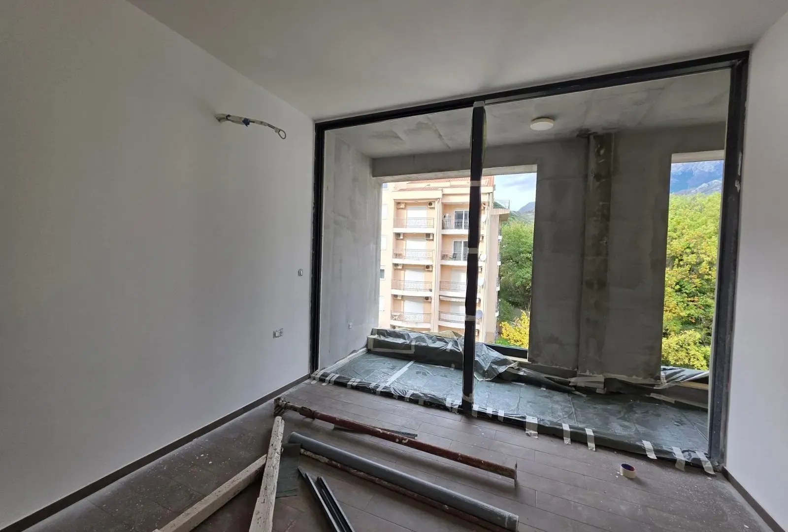 Sale, two bedroom apartment, 105m², Bečići, Budva
