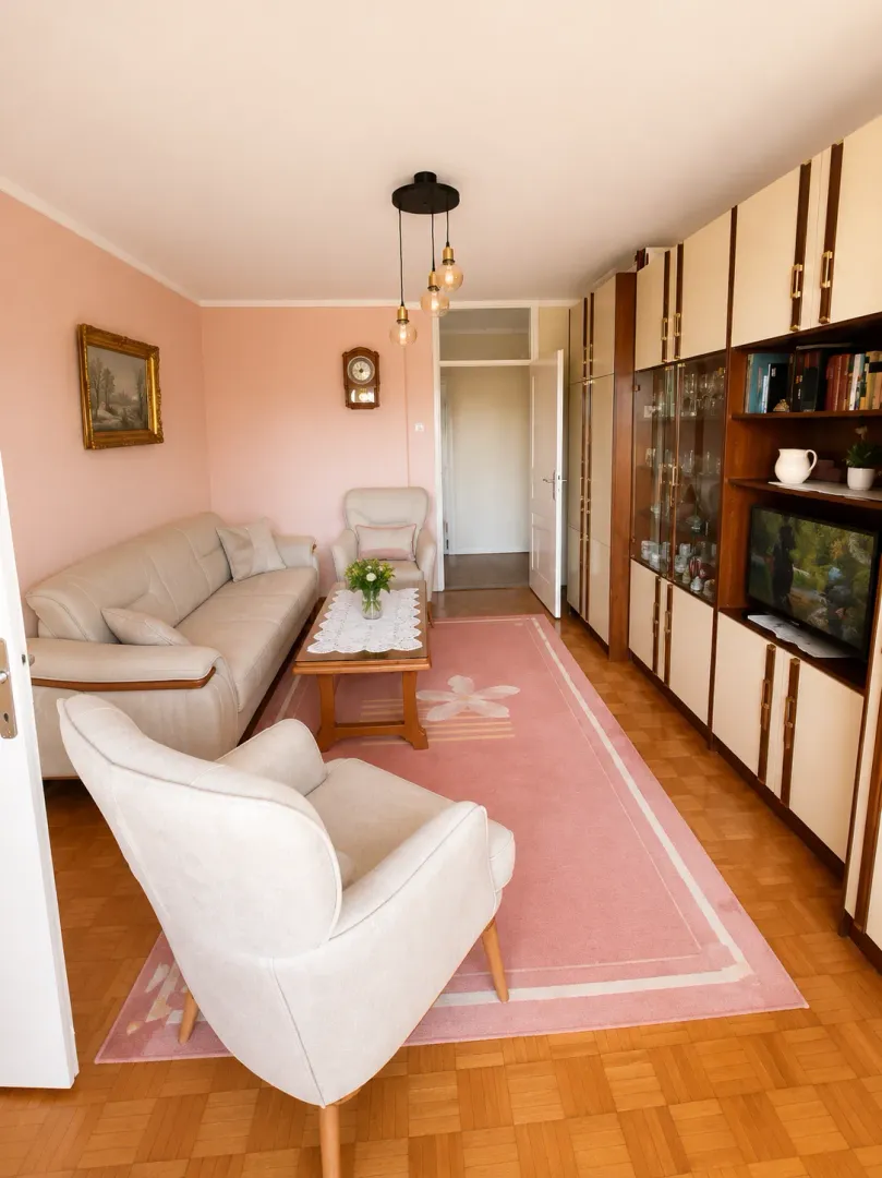 Prodaja, dvosoban stan, 76m², Pobrežje, Podgorica
