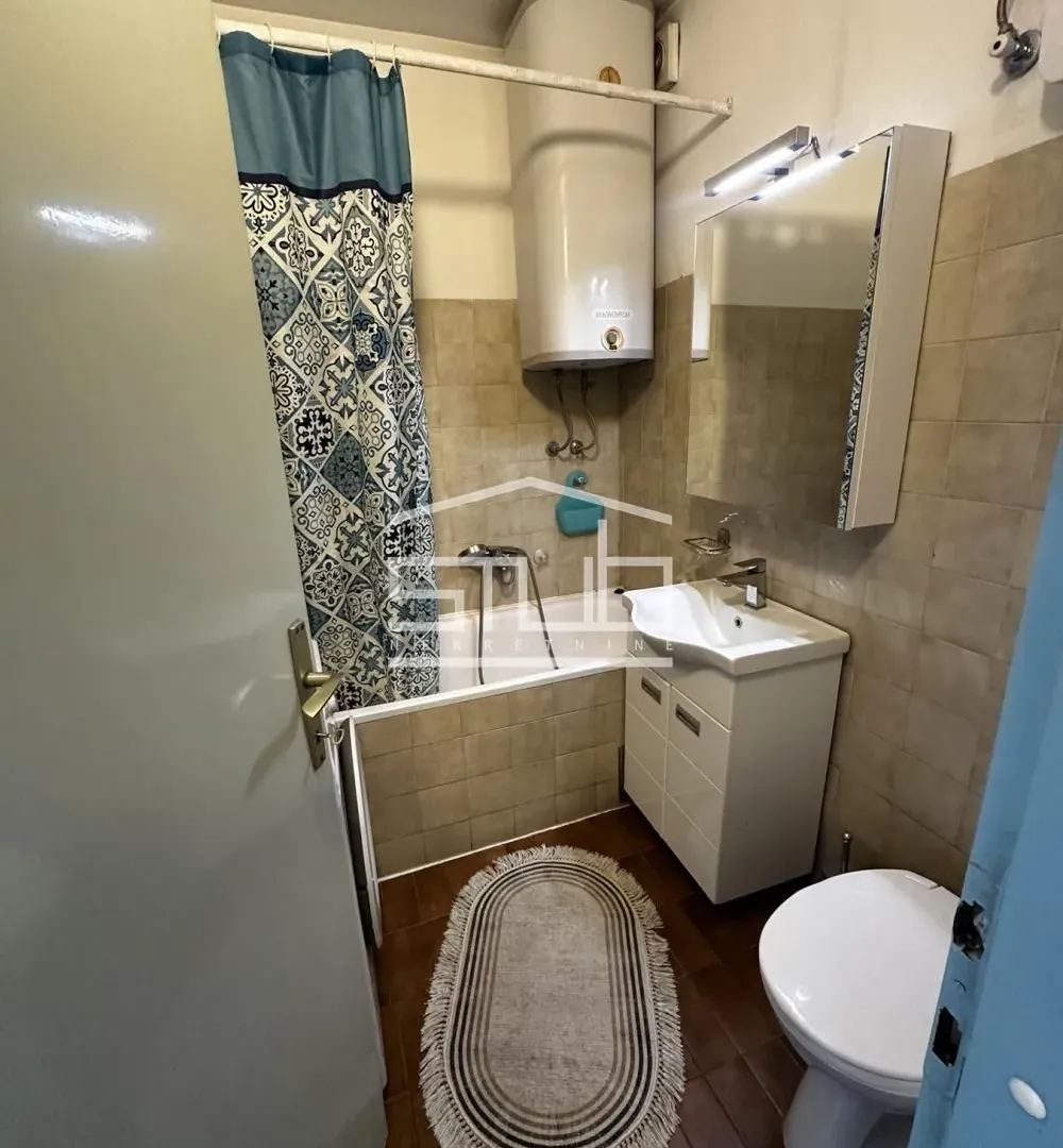 Prodaja, dvosoban stan, 62m², Novi Beograd Blok 72, Novi Beograd Sve Podlokacije