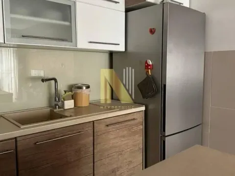 Izdavanje, četvorosoban stan, 77m², Rotkvarija, Novi Sad Sve Podlokacije - image 8