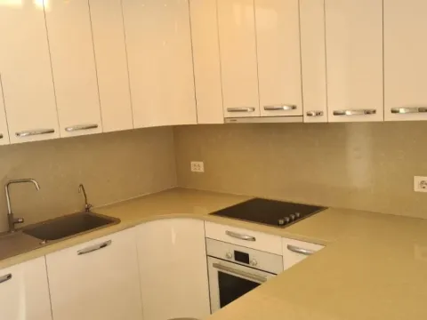 Prodaja, trosoban stan, 108m², Dobrota, Kotor - image 2