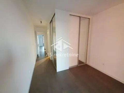 Rent, four bedroom apartment, 125m², Stari Grad, Beograd - image 12
