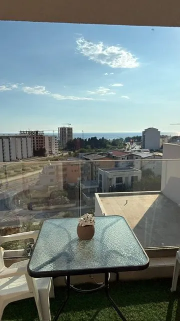 Rent, one bedroom apartment, 43m², Ilino, Bar