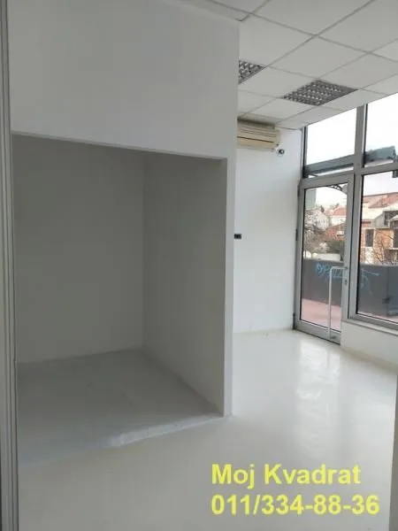 Izdavanje, poslovni prostor, 46m², Južni Bulevar, Vračar Sve Podlokacije