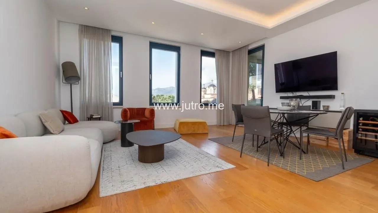 Sale, two bedroom apartment, 103m², Tivat, Crna Gora