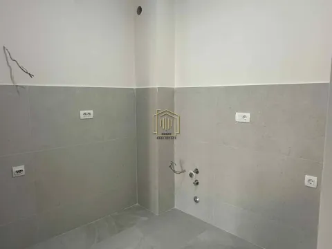 Izdavanje, jednosoban stan, 40m², Central Point, Podgorica - image 8