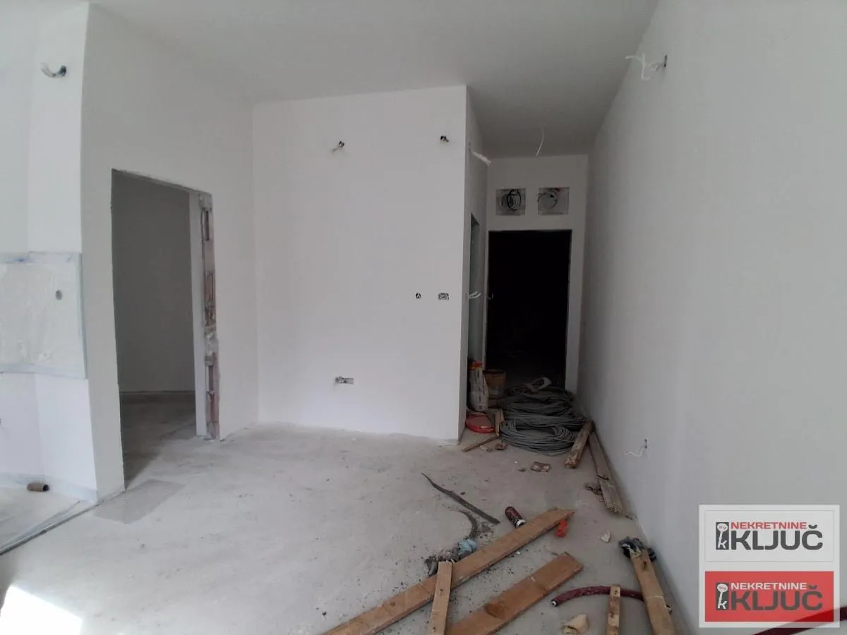 Prodaja, jednosoban stan, 38m², Podbara, Novi Sad Sve Podlokacije