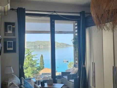 Sale, studio apartment, 23m², Rafailovići, Budva - image 1