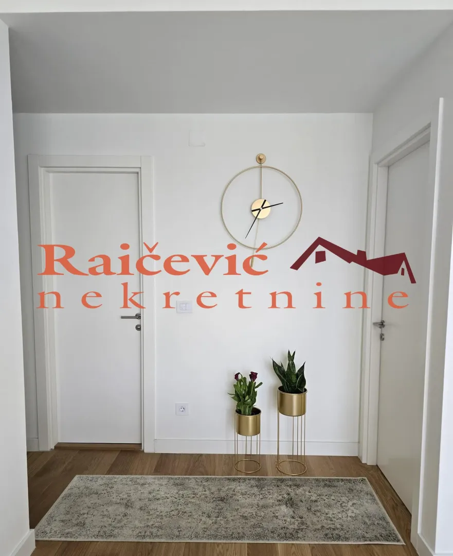 Sale, three bedroom apartment, 77m², Savski Venac, Beograd