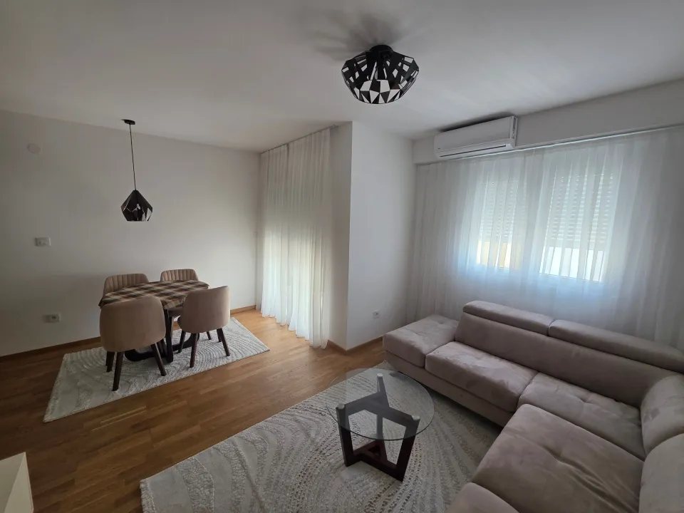Rent, two bedroom apartment, 65m², Pobrežje, Podgorica