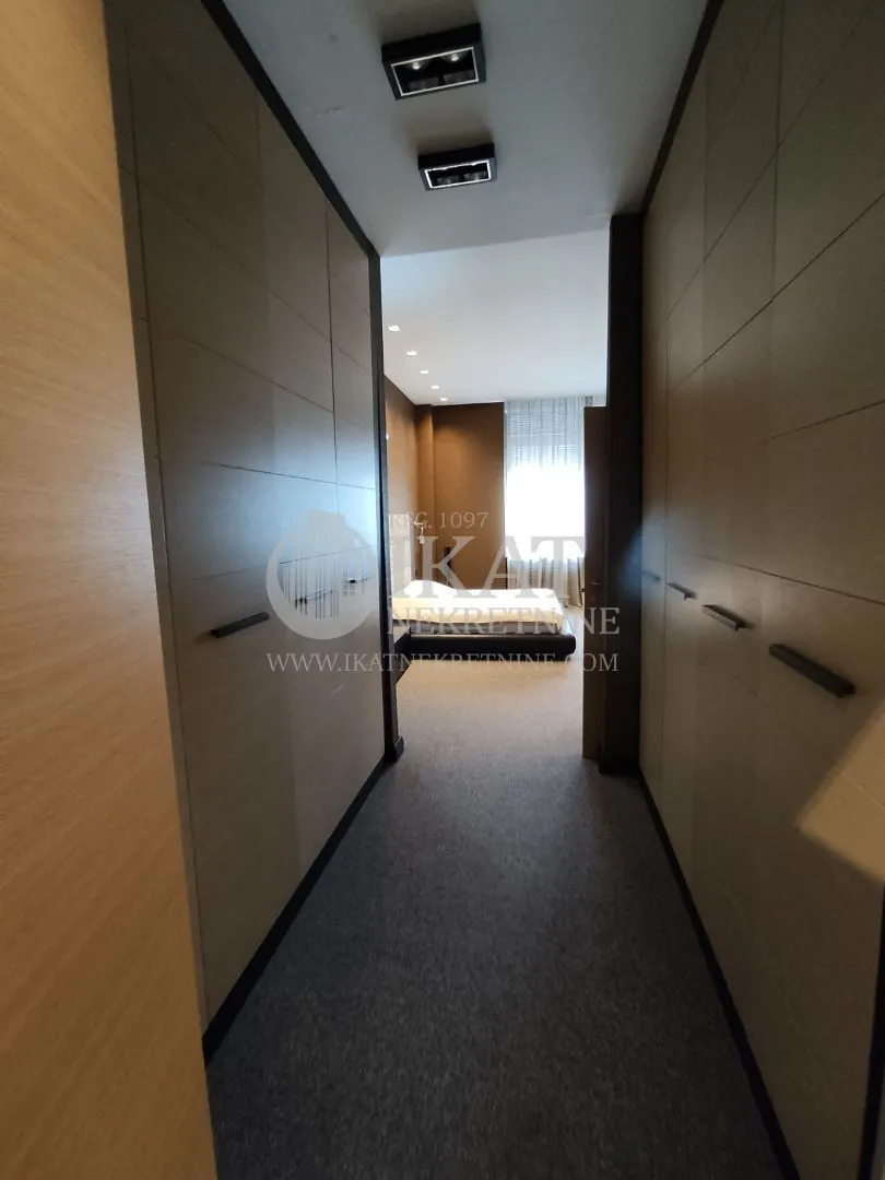 Rent, four bedroom apartment, 150m², Vukov Spomenik, Zvezdara Sve Podlokacije