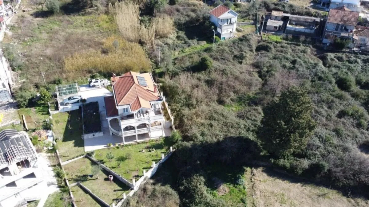 Prodaja, plac, 400m², Tivat, Crna Gora