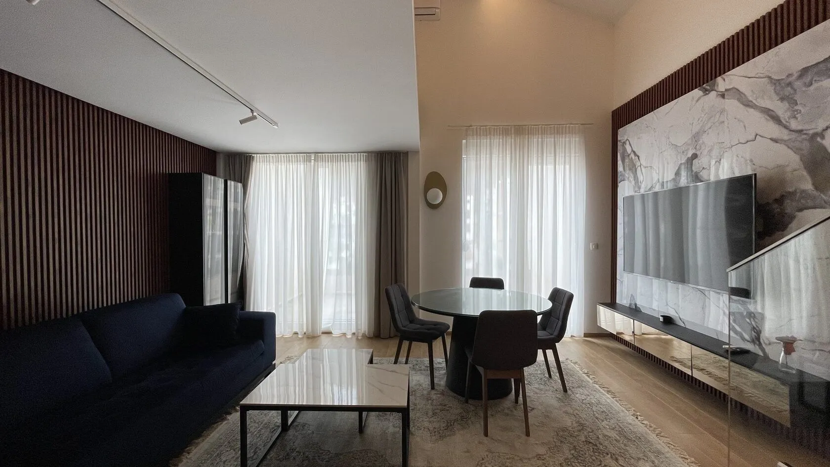 Prodaja, jednosoban stan, 85m², Podkošljun, Budva