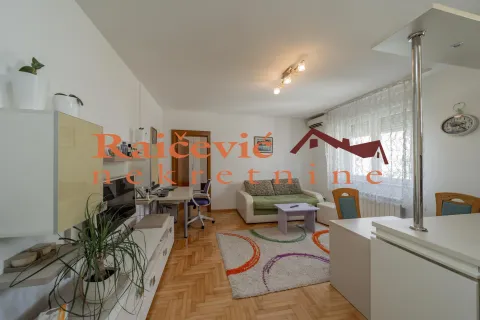 Sale, two bedroom apartment, 39m², Autokomanda, Voždovac Sve Podlokacije - image 7