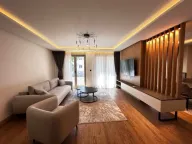 Izdavanje, kuća, 280m², Stari Aerodrom, Podgorica - image 4