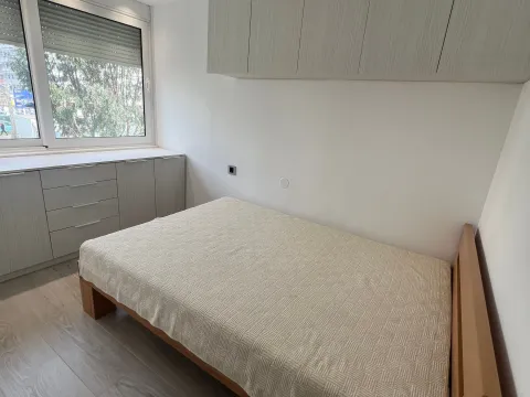 Prodaja, dvosoban stan, 46m², Centar, Bar - image 9