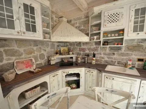 Prodaja, kuća, 105m², Tivat, Crna Gora - image 11