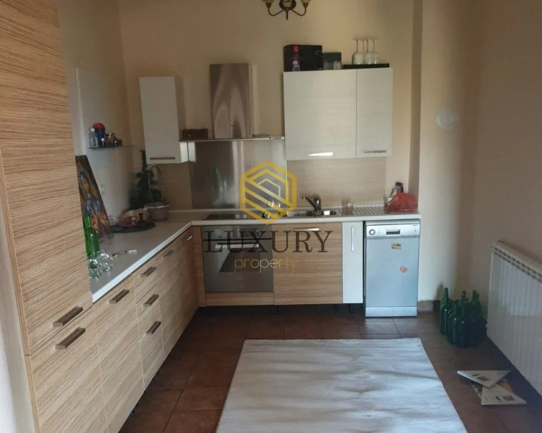 Rent, house, 280m², Kosić, Danilovgrad