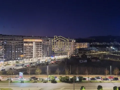 Izdavanje, dvosoban stan, 108m², Central Point, Podgorica - image 3