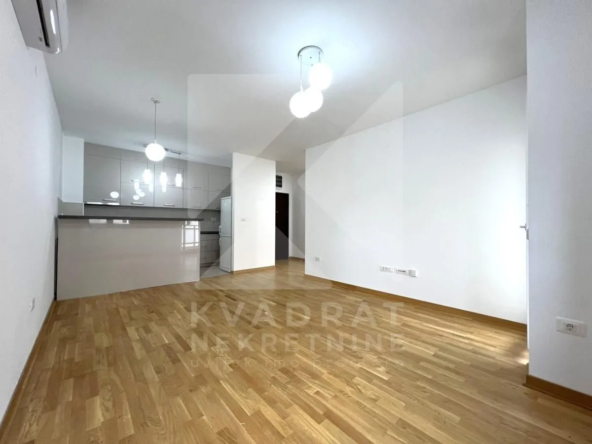 Rent, two bedroom apartment, 64m², City Kej, Podgorica
