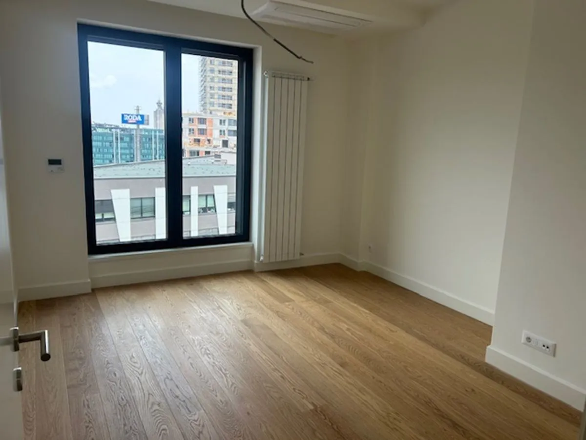Izdavanje, četvorosoban stan, 120m², Novi Beograd Blok 64, Novi Beograd Sve Podlokacije