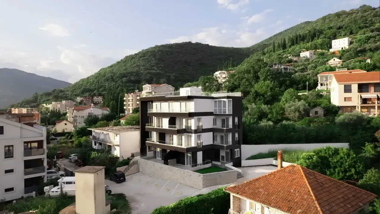Prodaja, stan, 45m², Tivat, Crna Gora