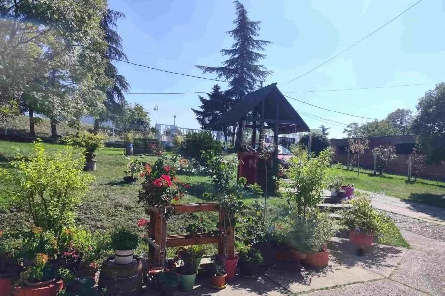 Prodaja, kuća, 399m², Arnajevo, Barajevo