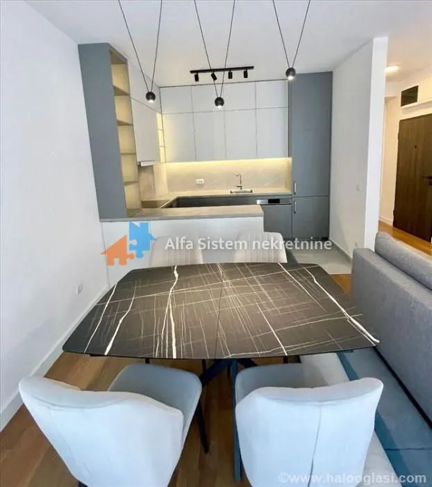 Rent, two bedroom apartment, 60m², Crveni Krst, Beograd