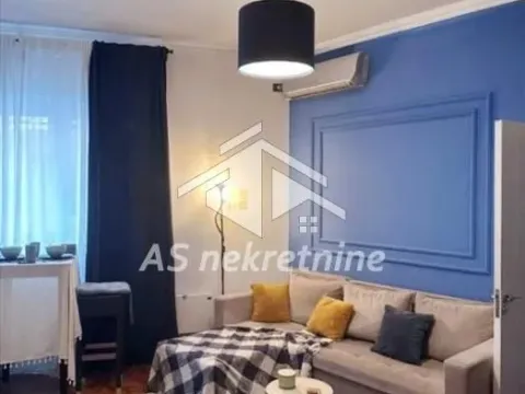 Izdavanje, stan, 40m², Kosančićev Venac, Beograd - image 5