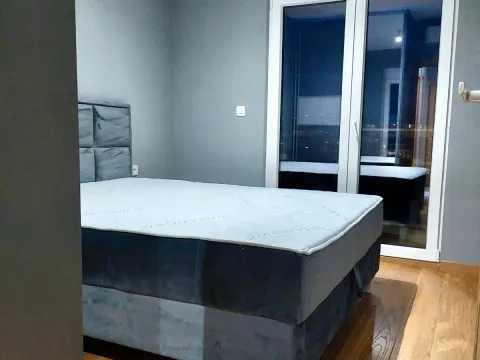 Rent, one bedroom apartment, 50m², City Kvart, Podgorica - image 5