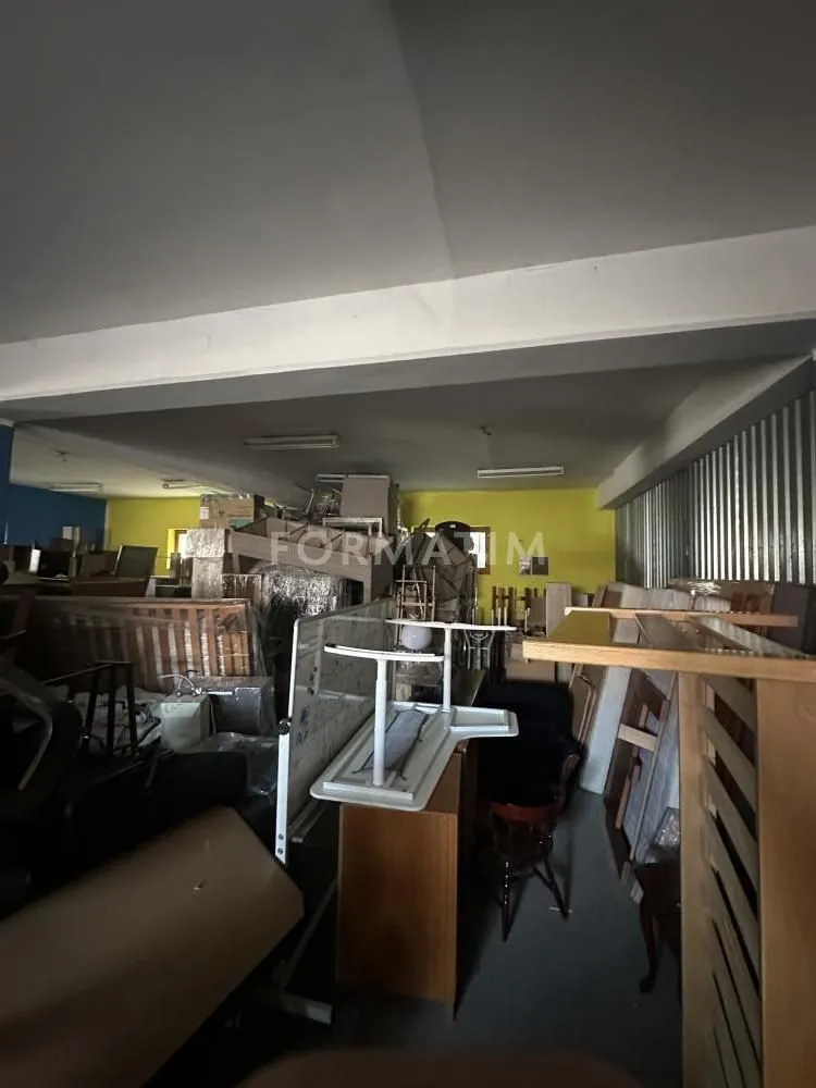 Izdavanje, poslovni prostor, 380m², Borča 1, Borča Sve Podlokacije