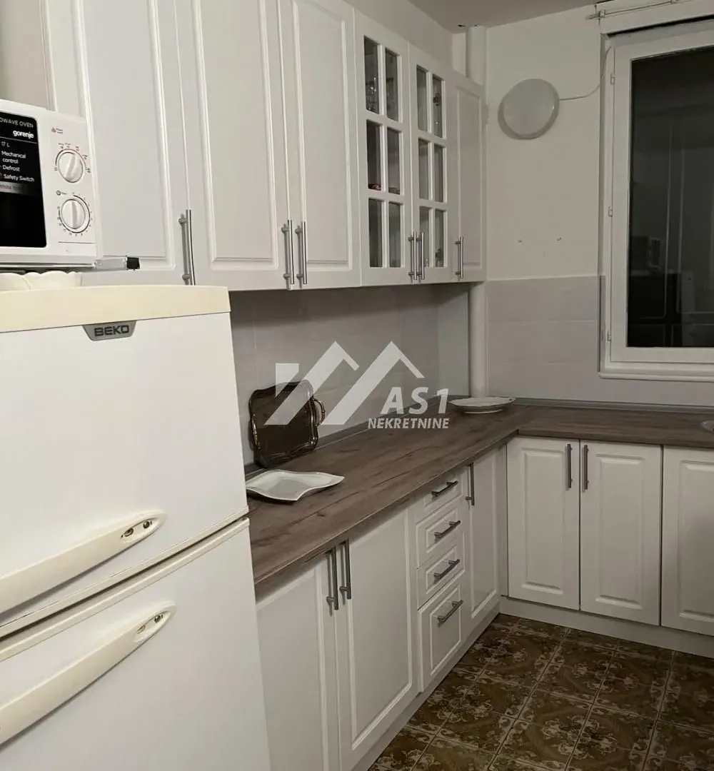 Rent, three bedroom apartment, 78m², Betanija, Novi Sad Sve Podlokacije