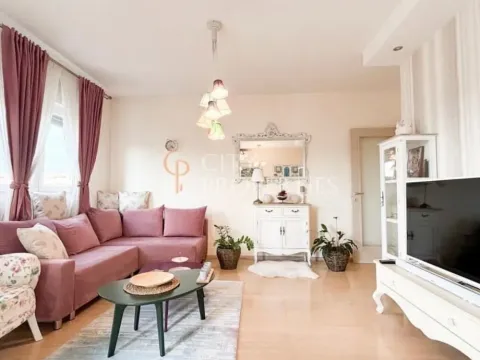 Rent, apartment, 50m², City Kvart, Podgorica - image 1