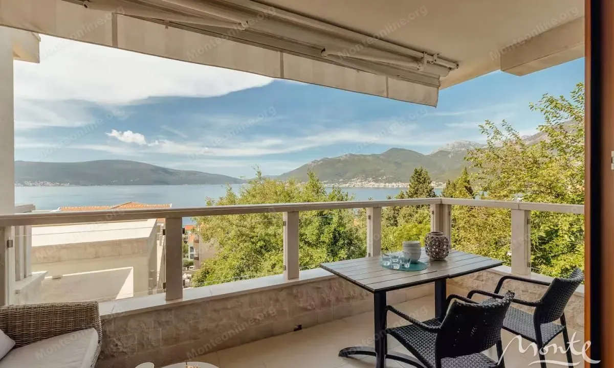Sale, two bedroom apartment, 110m², Donja Lastva, Tivat