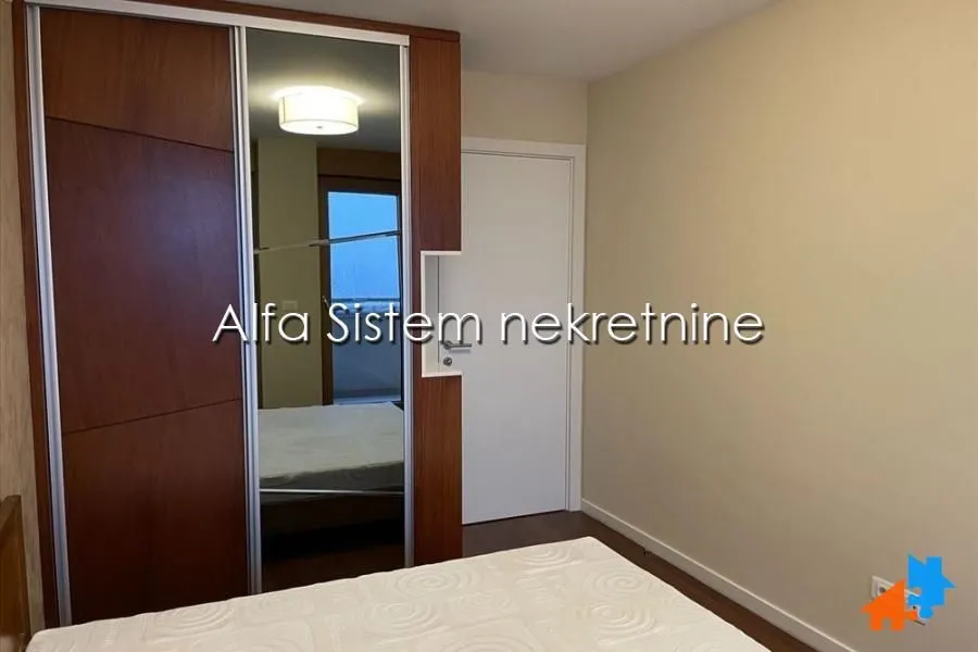 Rent, two bedroom apartment, 52m², Novi Beograd Blok 67, Novi Beograd Sve Podlokacije