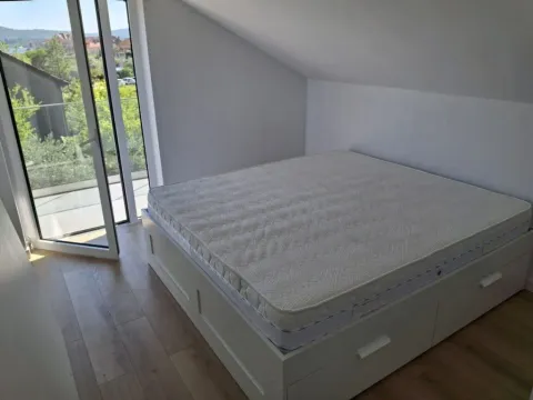 Izdavanje, dvosoban stan, 86m², Centar, Tivat - image 8