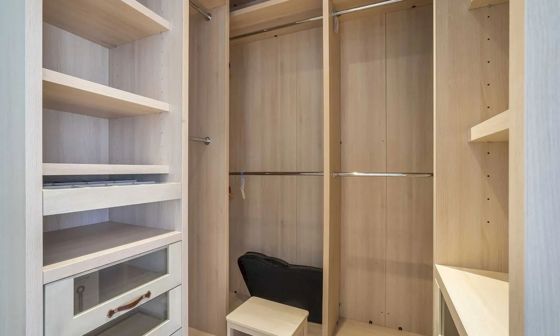 Prodaja, dvosoban stan, 138m², Budva, Crna Gora