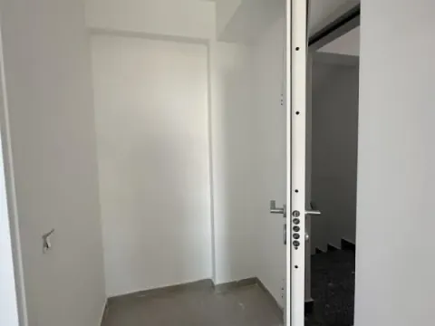 Sale, one bedroom apartment, 45m², Ilino, Bar - image 3