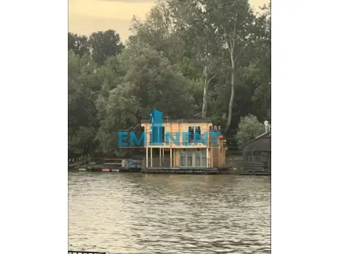 Kuća in Novi Beograd Sve Podlokacije