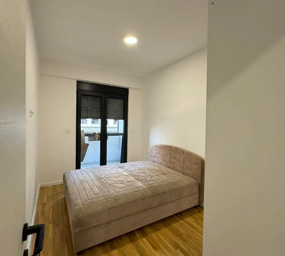 Rent, one bedroom apartment, 43m², Stari Aerodrom, Podgorica