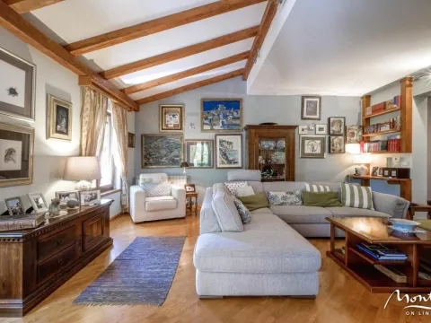 Sale, house, 305m², Orahovac, Kotor - image 27