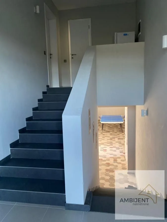 Sale, house, 600m², Sopot, Beograd