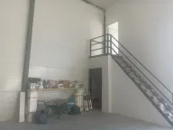 Izdavanje, poslovni prostor, 760m², Surčin (mesto), Surčin - image 2